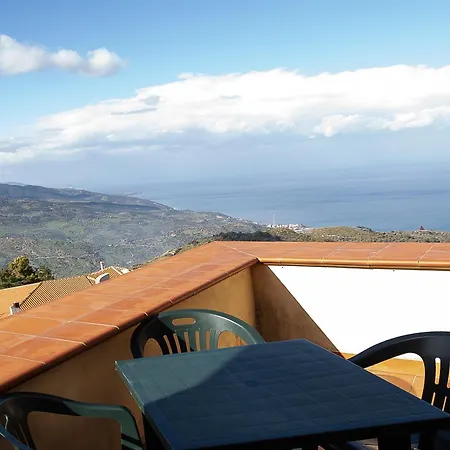 Casa Arconides * Motta d'Affermo